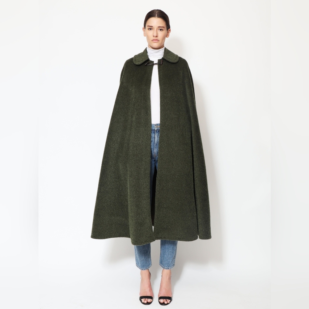 Vintage | Tailored Wool-blend Cape with High Collar - Picture 13 of 16